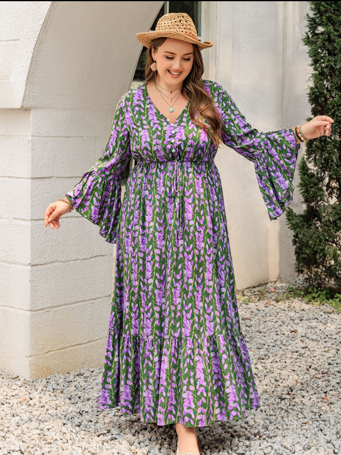 Curvy Saphira Maxi Dress